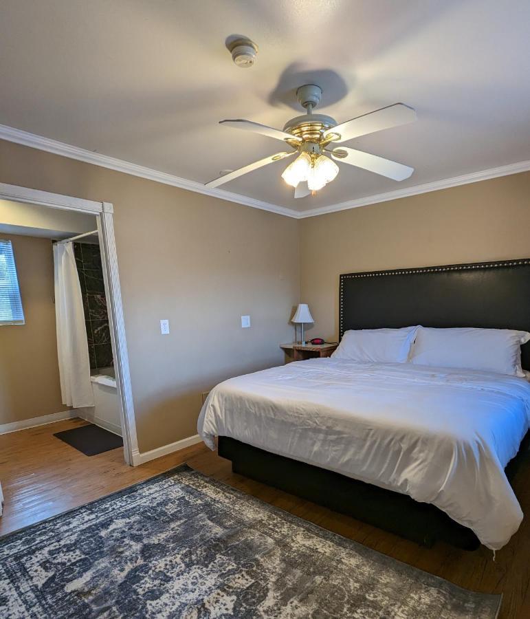 Bridge Of The Gods Motel, Cabins & Rv Park Cascade Locks Room photo
